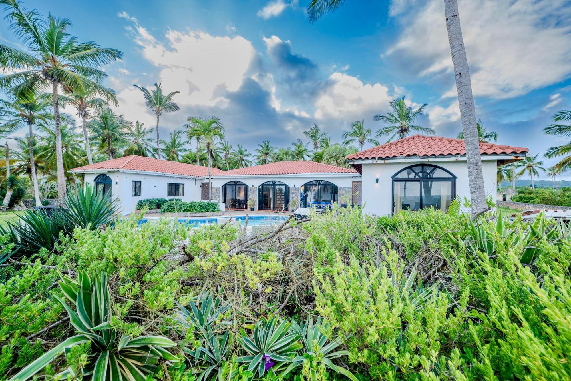 Palm House - Luxury Villa - Samana - Ocean Front Sánchez Exteriör bild